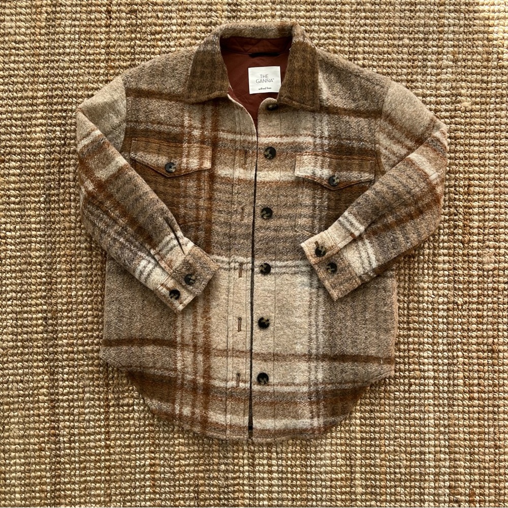 SOLD 〰️ LIKE NEW Aritzia Wilfred Free Ganna Shirt Jacket - Picture 9 of 13